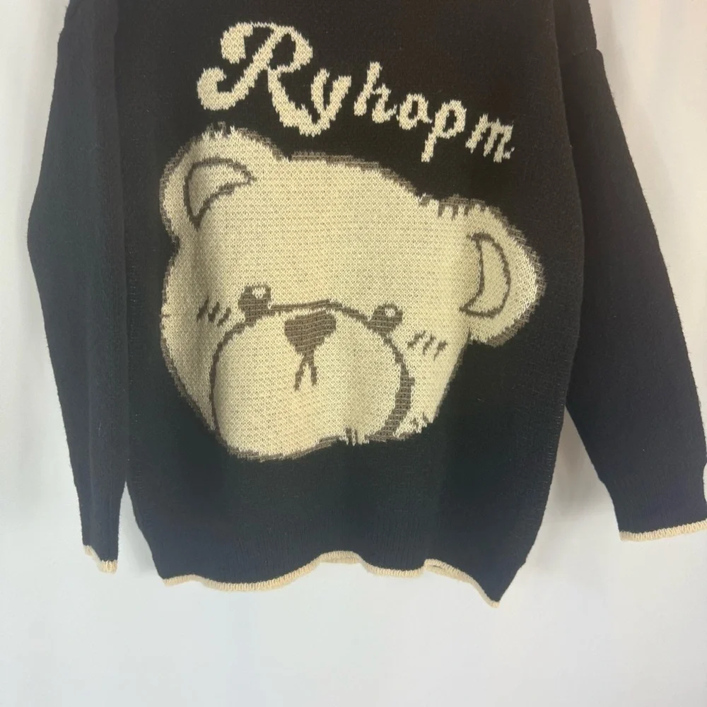 JustFab Black and Cream Knit Sweater Size: M teddy bear sweater